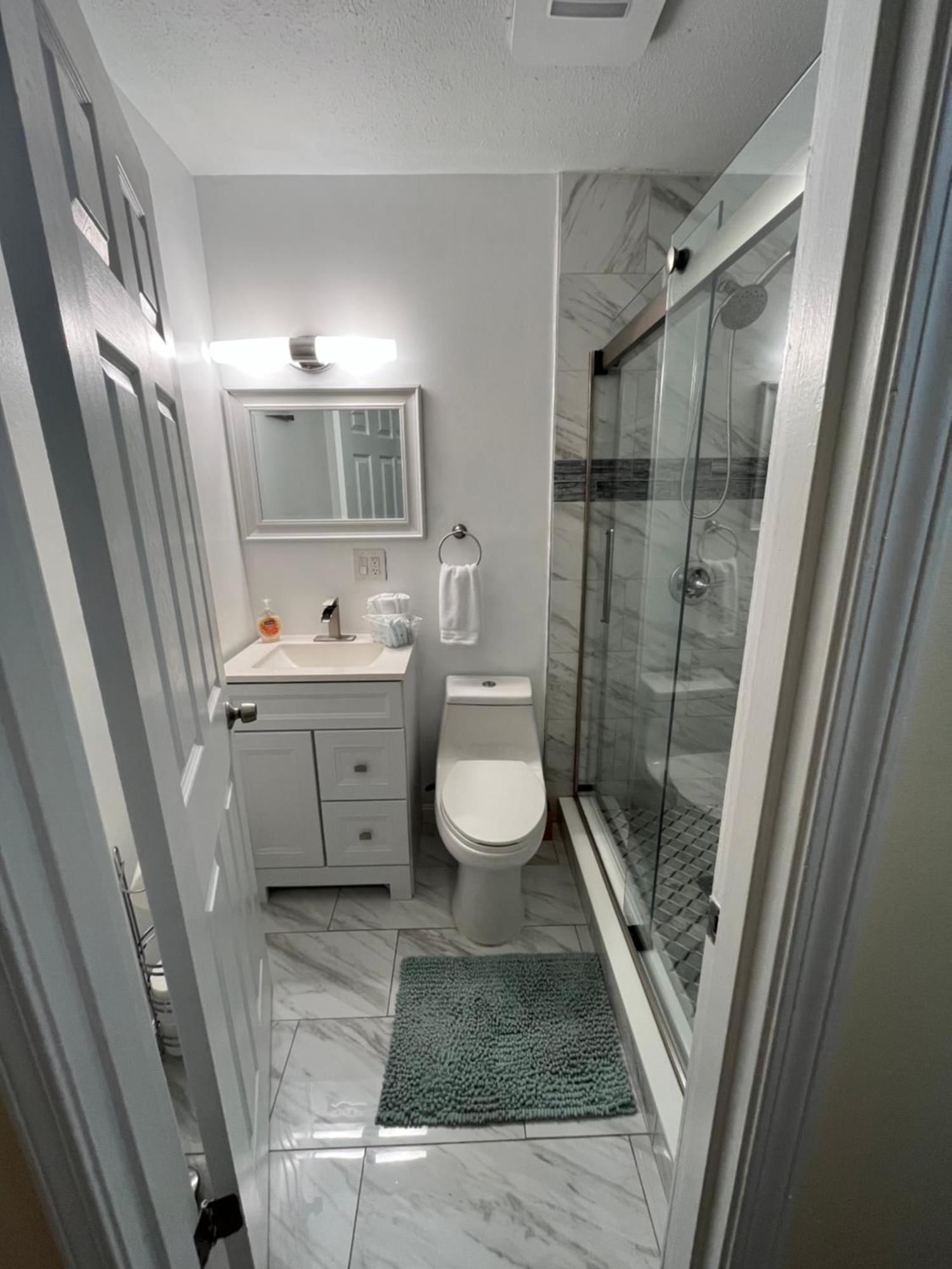 Spacious House In Highview Holiday home Louisville