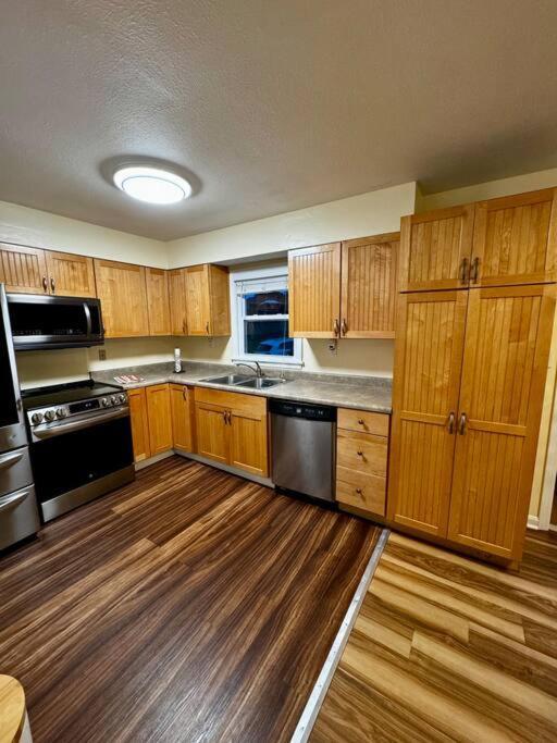 Holiday home Spacious House In Highview *